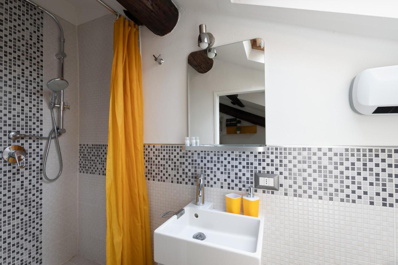 Appartamento Chinatown Cosy Attic *
